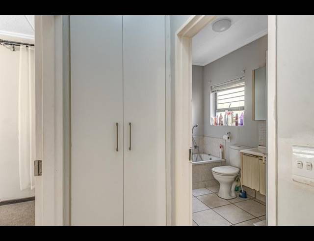 1 BEDROOM APARTMENT FOR SALE IN PAULSHOF